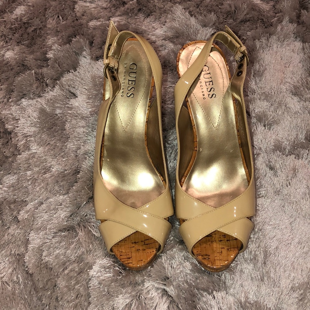 Super cute Guess sandals